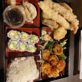 U House - B. Dinner Bento Box - Sushi Bars Near Me - Berkeley Township, New Jersey