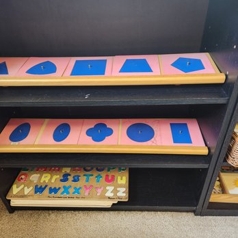 Guiding Steps Montessori - Montessori Schools Near Me - Round Rock, Texas Guiding Steps Montessori - Montessori Schools Near Me - Round Rock, Texas