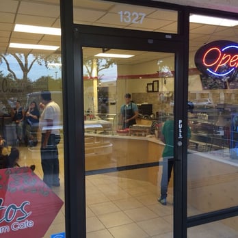Coquitos - Best Ice Cream Shop in Kissimmee - Ice Cream & Frozen Yogurt Near Me - Kissimmee, Florida Coquitos - Best Ice Cream Shop in Kissimmee - Ice Cream & Frozen Yogurt Near Me - Kissimmee, Florida