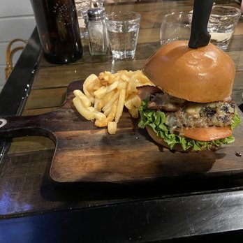 CBK Masterton - CBX Craft Burger - Beer, Wine & Spirits Near Me - Masterton, WGN