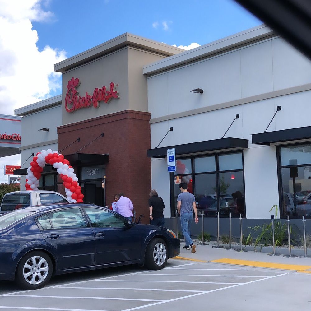 Chick-fil-A - Front entrance with ballon arch - Fast Food Near Me - Seattle, Washington Chick-fil-A - Front entrance with ballon arch - Fast Food Near Me - Seattle, Washington