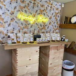The Beekeeper's Daughter