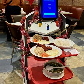 Canyon Cafe - 12.23.23 Canyon Cafe food delivered by a robot server - American Near Me - Brooks, California