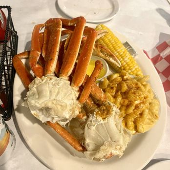 Quarterdeck - Snow crab legs with 2 sides (corn on the cob and mac+cheese) - Seafood Near Me - Arlington, Virginia Quarterdeck - Snow crab legs with 2 sides (corn on the cob and mac+cheese) - Seafood Near Me - Arlington, Virginia