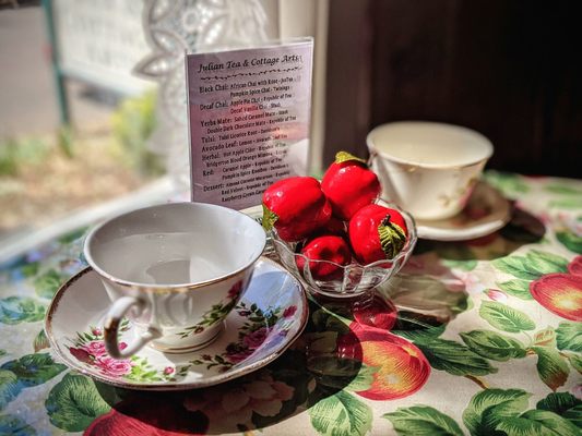 Julian Tea & Cottage Arts by null