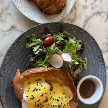 Brunch at Peony - Salmon Benedict - Breakfast & Brunch Near Me - Suwanee, Georgia