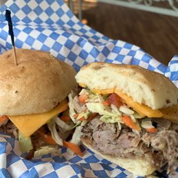 Pork sandwich with coleslaw and cheese: magic! Pork sandwich with coleslaw and cheese: magic!