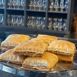 Level Up Lounge - Baklava