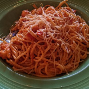 Roman Cucina - Rosa spaghetti with lobster - Italian Near Me - Fullerton, California Roman Cucina - Rosa spaghetti with lobster - Italian Near Me - Fullerton, California