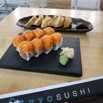 Ryo Sushi - Gyoza Crunchy Tuna Roll - Sushi Bars Near Me - Chicago, Illinois
