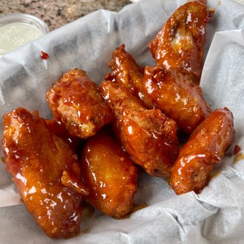 Curry Pizza - Sweet chili wings - Indian Near Me - Lehi, Utah
