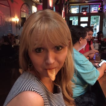 Four Quarter Bar - Sports Bars Near Me - North Little Rock, Arkansas Four Quarter Bar - Sports Bars Near Me - North Little Rock, Arkansas