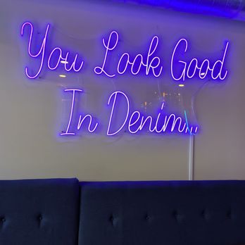 Denim On 7th - Lounges Near Me - Birmingham, Alabama