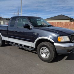 Rodney's Professional Auto Detail - Let Rodney see what he can do how your truck!