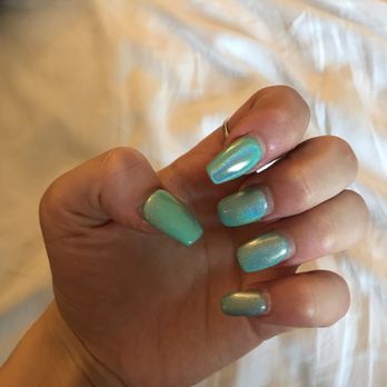 Pinky Beauty Bar - the thumb and the pointer were redone and the rest of the nails were done over a week ago - Nail Salons Near Me - Vancouver, British Columbia