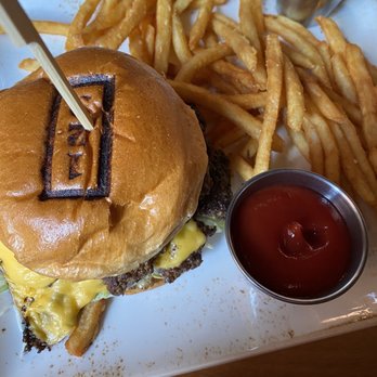 One Twenty Three Tavern - Smash Burger - New American Near Me - Grand Rapids, Michigan One Twenty Three Tavern - Smash Burger - New American Near Me - Grand Rapids, Michigan