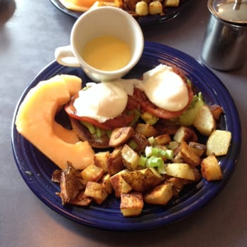 The Pantry - California Benedict - Breakfast & Brunch Near Me - New Haven, Connecticut The Pantry - California Benedict - Breakfast & Brunch Near Me - New Haven, Connecticut