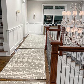 Kanters by Stark - Upper hall perfection featuring Chelsea in Smoke from @jmishmillsllc.
Designed by @sarahblank_interiordesign - Carpeting Near Me - White Plains, New York Kanters by Stark - Upper hall perfection featuring Chelsea in Smoke from @jmishmillsllc.
Designed by @sarahblank_interiordesign - Carpeting Near Me - White Plains, New York