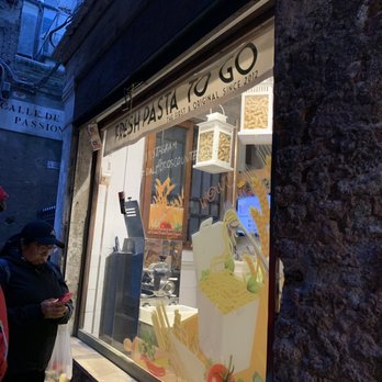 Dal Moro's - Outside window - Fast Food Near Me - Venezia, VE