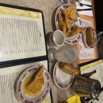 Heng Wing Restaurant - Crab Rangoons and Egg Rolls - Chinese Near Me - Palatine, Illinois Heng Wing Restaurant - Crab Rangoons and Egg Rolls - Chinese Near Me - Palatine, Illinois