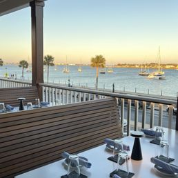 SAINT - Updated February 2026 - 507 Photos & 239 Reviews - 44 Avenida ...