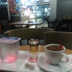 Kent Meydanı Alışveriş Merkezi - AVM içinde simit sarayı var. :)