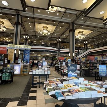 Barnes & Noble Booksellers - Bookstores Near Me - Rochester, New York