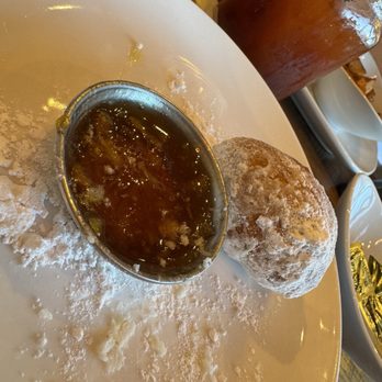 Another Broken Egg Cafe - Beignets - Breakfast & Brunch Near Me - Overland Park, Kansas