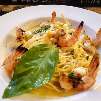 Coppola's East - shrimp scampi - Italian Near Me - New York, New York Coppola's East - shrimp scampi - Italian Near Me - New York, New York