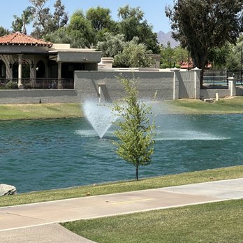 PHX Beer - The fountains/overall view was so refreshing! - American Near Me - Scottsdale, Arizona PHX Beer - The fountains/overall view was so refreshing! - American Near Me - Scottsdale, Arizona