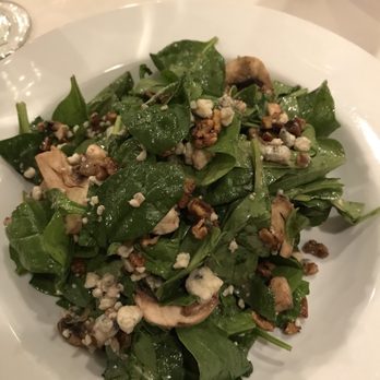 Olive's Bistro - Raspberry Spinach Salad - New American Near Me - Burbank, California Olive's Bistro - Raspberry Spinach Salad - New American Near Me - Burbank, California