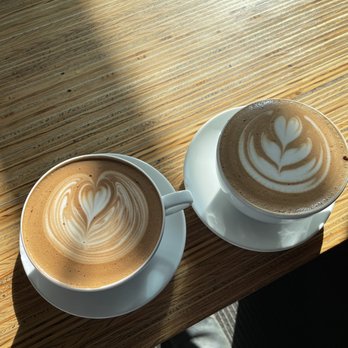 Cathedral Coffee - two cups of coffee on a wooden table - Coffee & Tea Near Me - Scappoose, Oregon