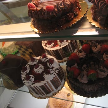 Carlo's Bakery - Bakeries Near Me - Hoboken, New Jersey Carlo's Bakery - Bakeries Near Me - Hoboken, New Jersey