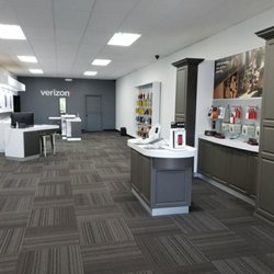 Verizon Wireless Authorized Retailer - Interior