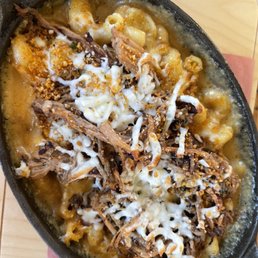 Mac & Cheese with pulled pork Mac & Cheese with pulled pork