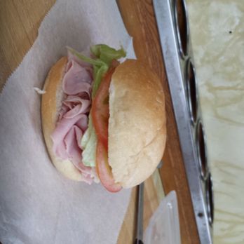 Cuttermill Delicatessen - Hamsandwich - Delis Near Me - Great Neck, New York Cuttermill Delicatessen - Hamsandwich - Delis Near Me - Great Neck, New York