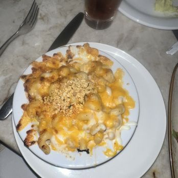 Red Rooster Overtown - TOWNERS MAC & CHEESE - Cocktail Bars Near Me - Miami, Florida Red Rooster Overtown - TOWNERS MAC & CHEESE - Cocktail Bars Near Me - Miami, Florida