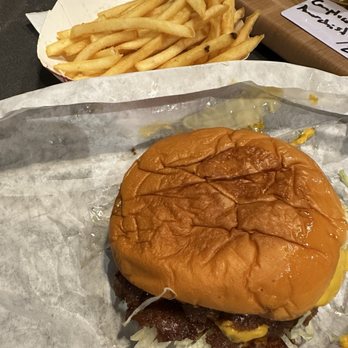 Goon Burger - Goonburger with fries (single patty) - Burgers Near Me - Vancouver, Washington