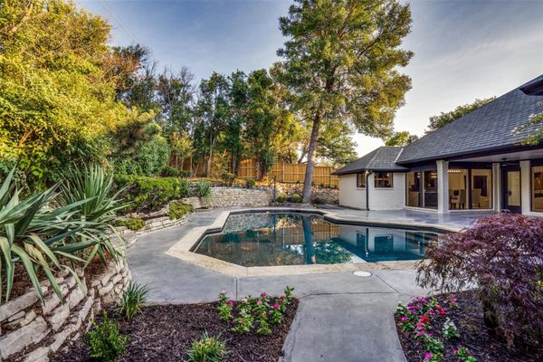 Tiffani Rivers TIFFANI RIVERS - Updated April 2026 - 40 Photos - 6842 Virginia Pkwy ...