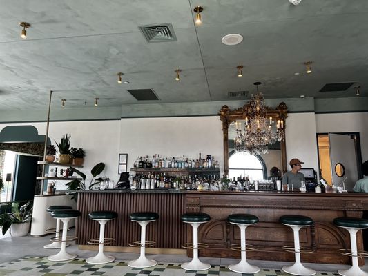 Bar Genevieve by null