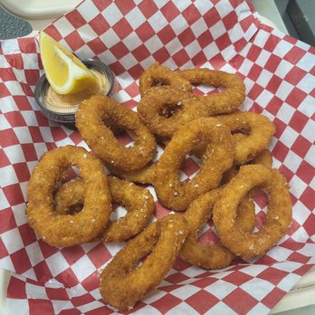 Munchies Food Cart - We made the switch to calamari rings, enjoy with our house made Garlic Lemon Aoli! - Food Trucks Near Me - Long Beach, Washington Munchies Food Cart - We made the switch to calamari rings, enjoy with our house made Garlic Lemon Aoli! - Food Trucks Near Me - Long Beach, Washington