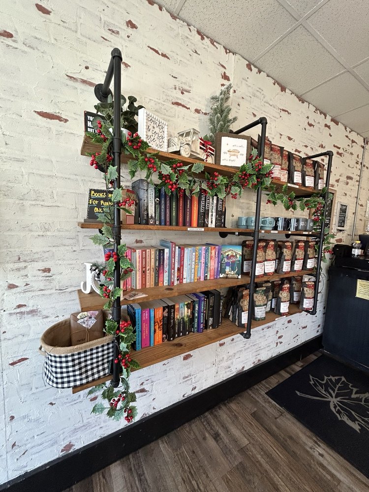 Maple Bakery & Coffee House Image