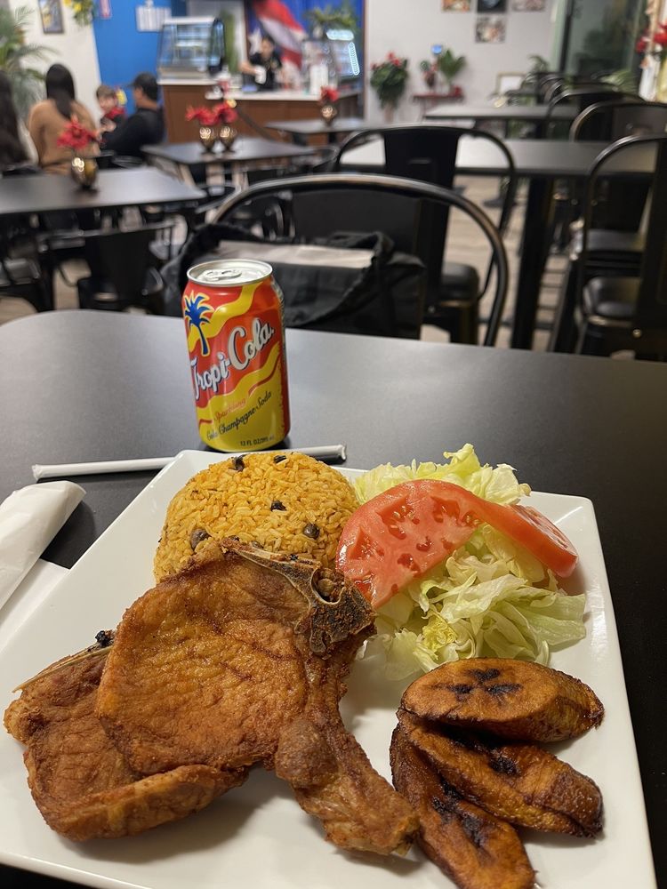 EL ENCANTO PUERTO RICAN CUISINE 257 Virginia St, Buffalo, New York
