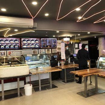 Yaas Grill House - Front counter~ - Persian/Iranian Near Me - North Vancouver, British Columbia Yaas Grill House - Front counter~ - Persian/Iranian Near Me - North Vancouver, British Columbia
