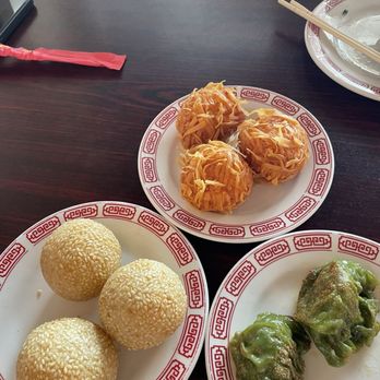 Lucky Cat Dim Sum Restaurant - Sesame balls, shrimp balls, chive dumplings - Cantonese Near Me - Jacksonville, Florida Lucky Cat Dim Sum Restaurant - Sesame balls, shrimp balls, chive dumplings - Cantonese Near Me - Jacksonville, Florida