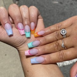 Apple Nails