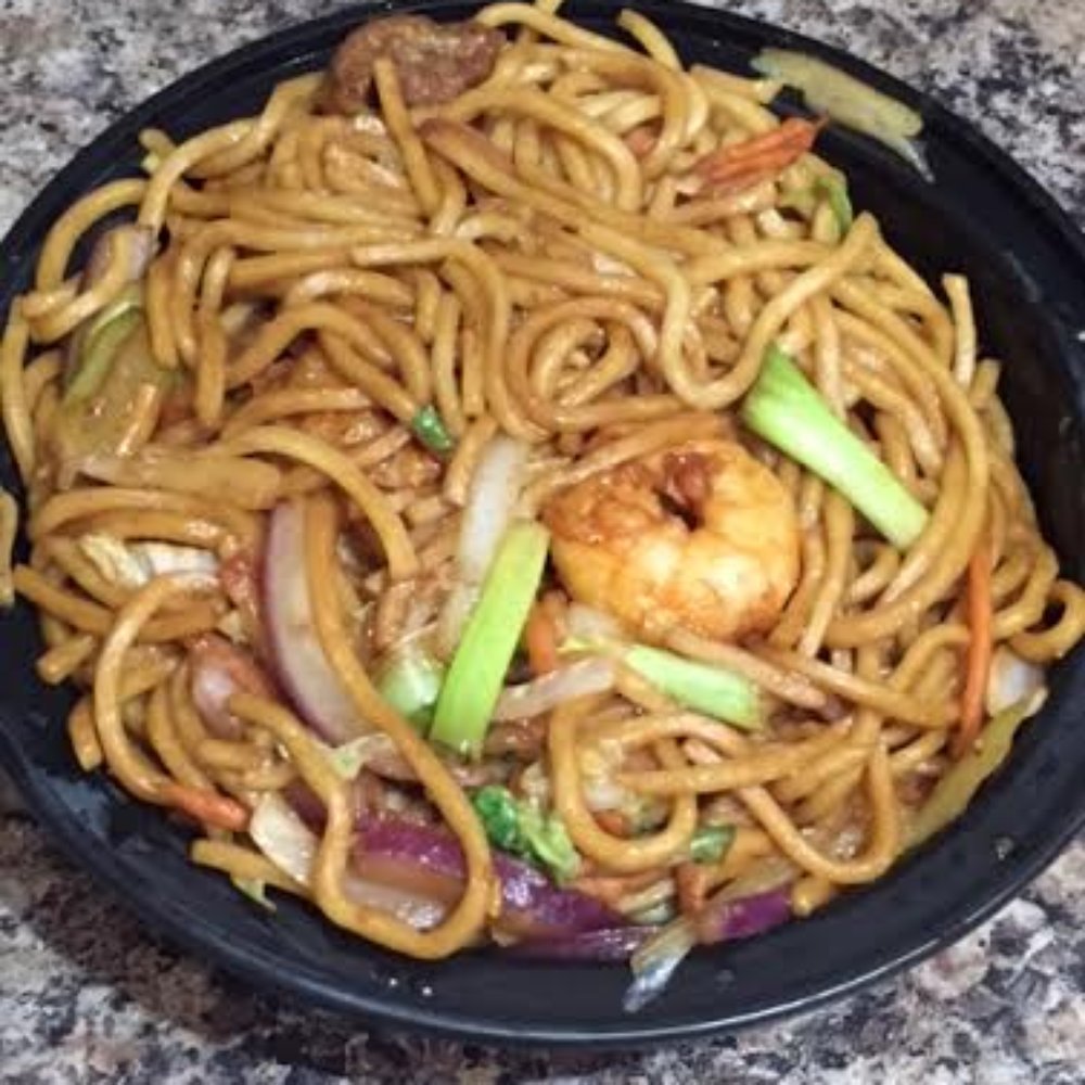 Hunan Cafe - Combo lo mein without chicken. Very good for carry out chinese lo mein. The shrimp and beef were very tender. Not over cooked at all. - Chinese Near Me - Herndon, Virginia Hunan Cafe - Combo lo mein without chicken. Very good for carry out chinese lo mein. The shrimp and beef were very tender. Not over cooked at all. - Chinese Near Me - Herndon, Virginia