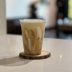 Vaperior - iced caramel coffee