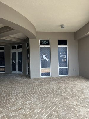 The West End Lounge by null