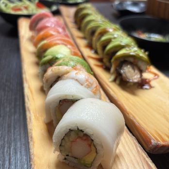 Sushi Payce - Rainbow roll and caterpillar roll - Sushi Bars Near Me - Chicago, Illinois